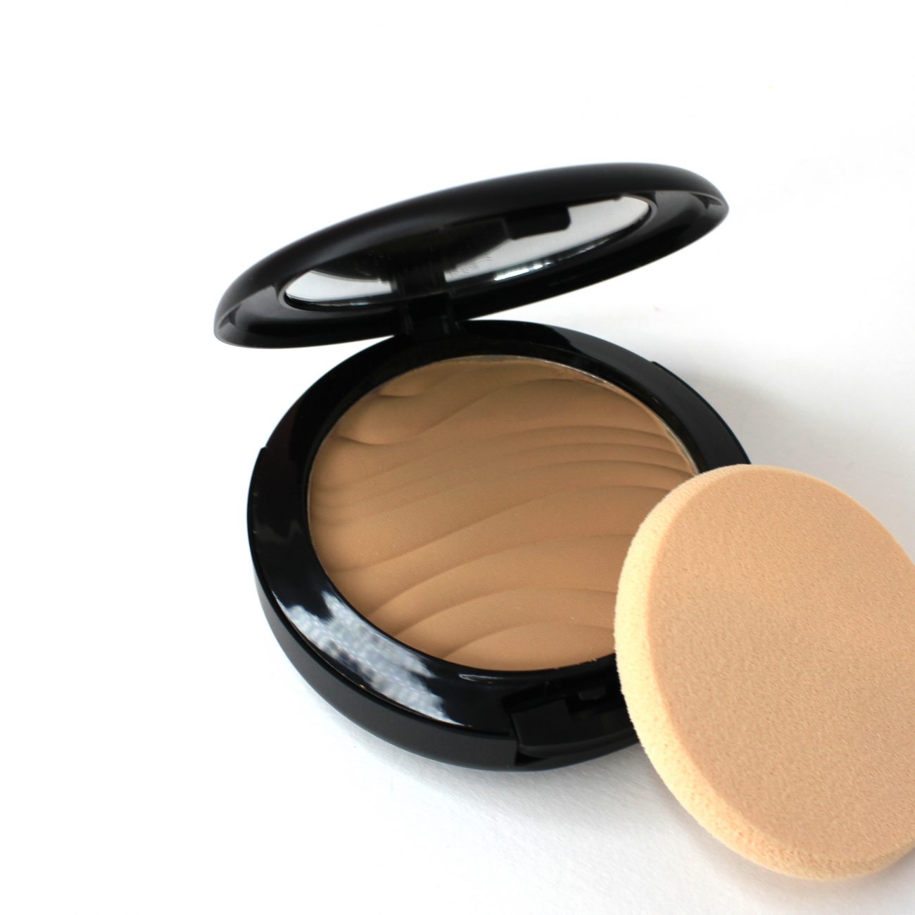 Stay Matte Compact Powder 2121 Cosmetics